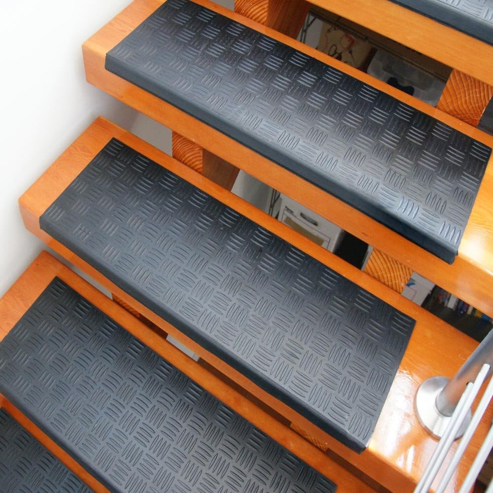 Diamond Grip Recycled Rubber 9.75x29.75 Black Stair Mats