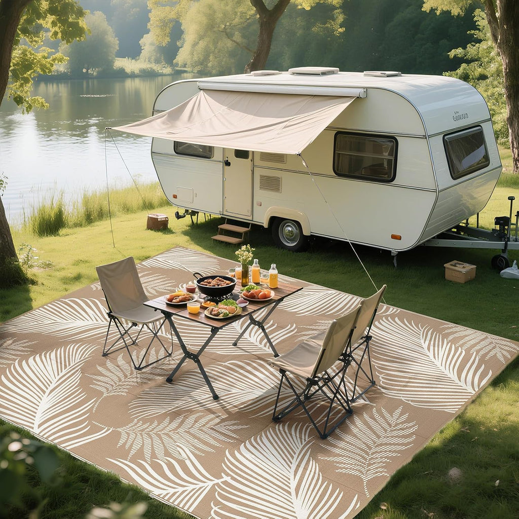 Reversible UV Resistant 8x10 Plastic Straw Outdoor Rug