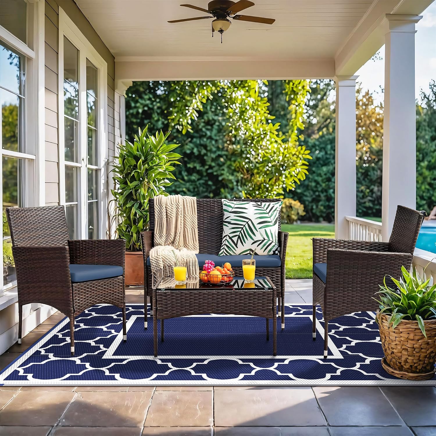 Foldable Reversible 5x8 Waterproof Plastic Outdoor Rug