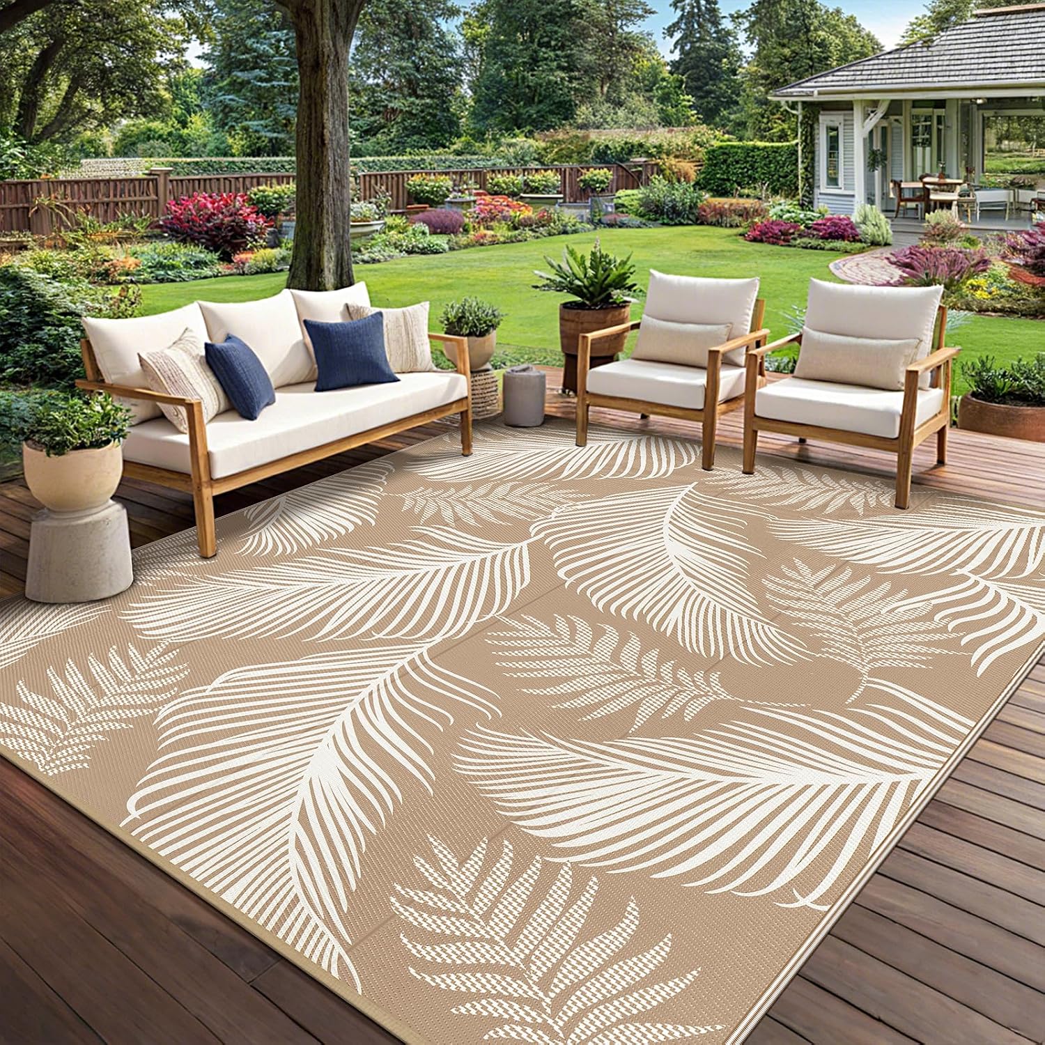 Reversible UV Resistant 8x10 Plastic Straw Outdoor Rug